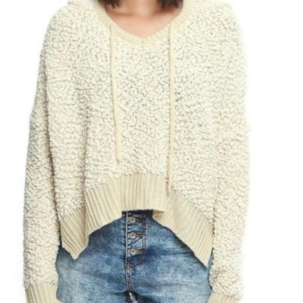 POL Beige Chunky Knit Pullover Sweater
